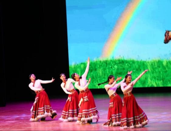 Youth entrepreneurs market